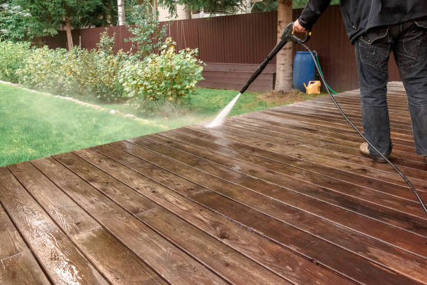 Best Sidewalk and Walkway Cleaning  in East Milton, FL