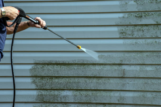 Professional Pressure Washing Services in East Milton, FL
